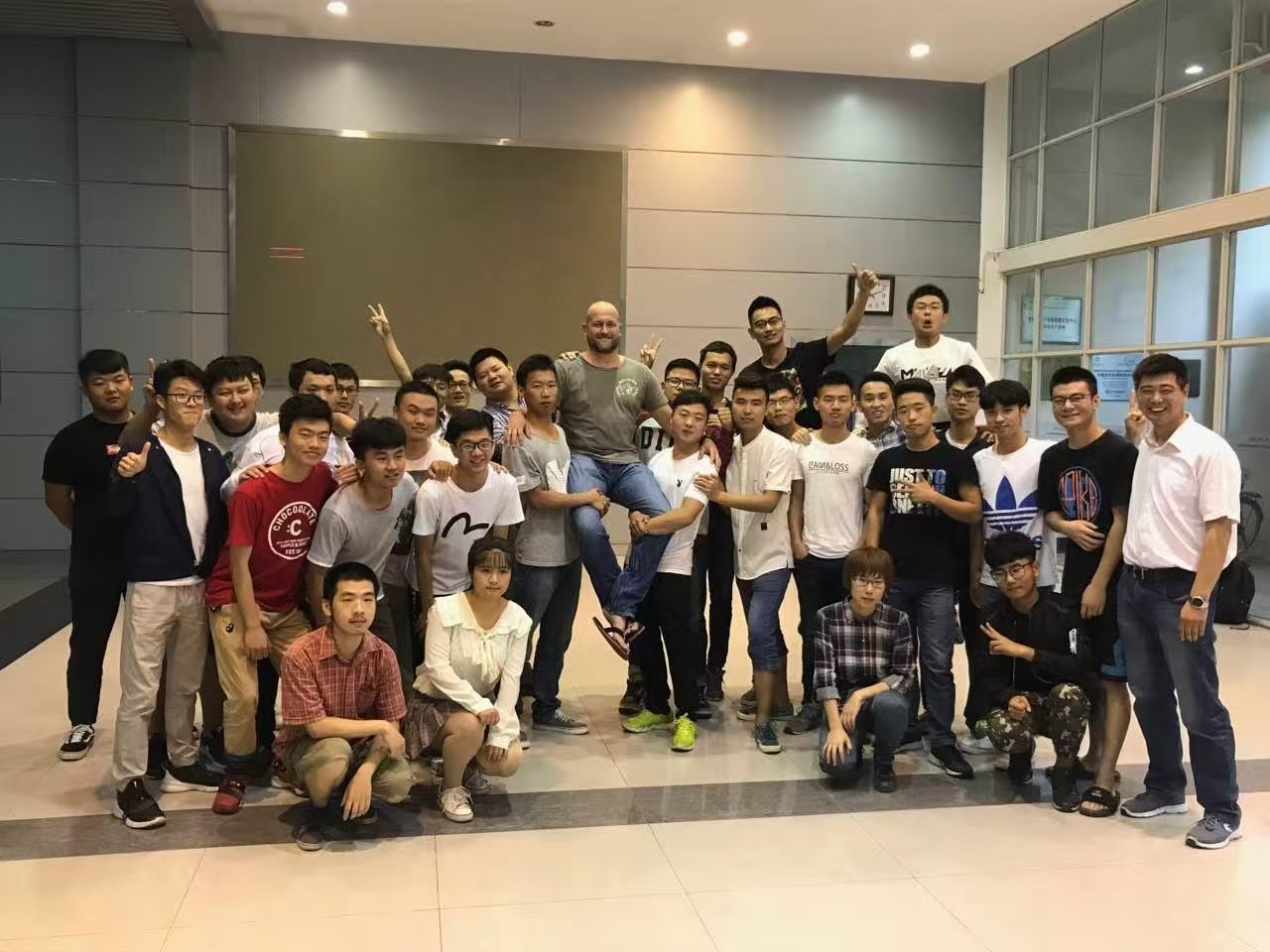 高等职业技术（国际）学院