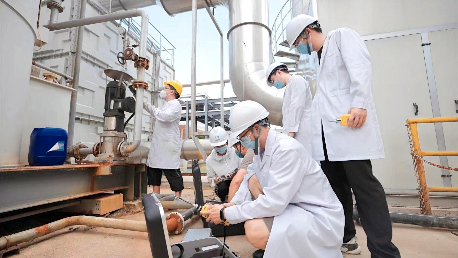 资源与环境工程学院实验室场景